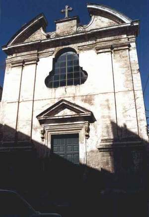 La facciata della chiesa di S. Angelo
